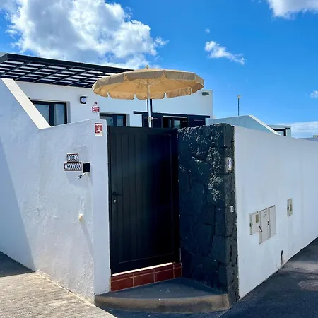 Trendy Isabella Feriehus Playa Blanca (Lanzarote)
